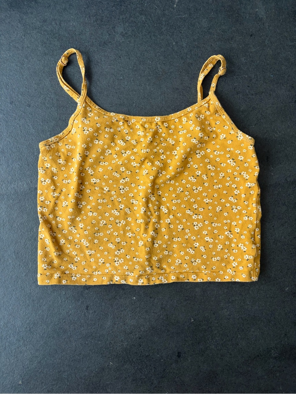 Floral cropped tank top